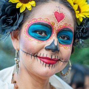 dia de los muertos face painting 300x300