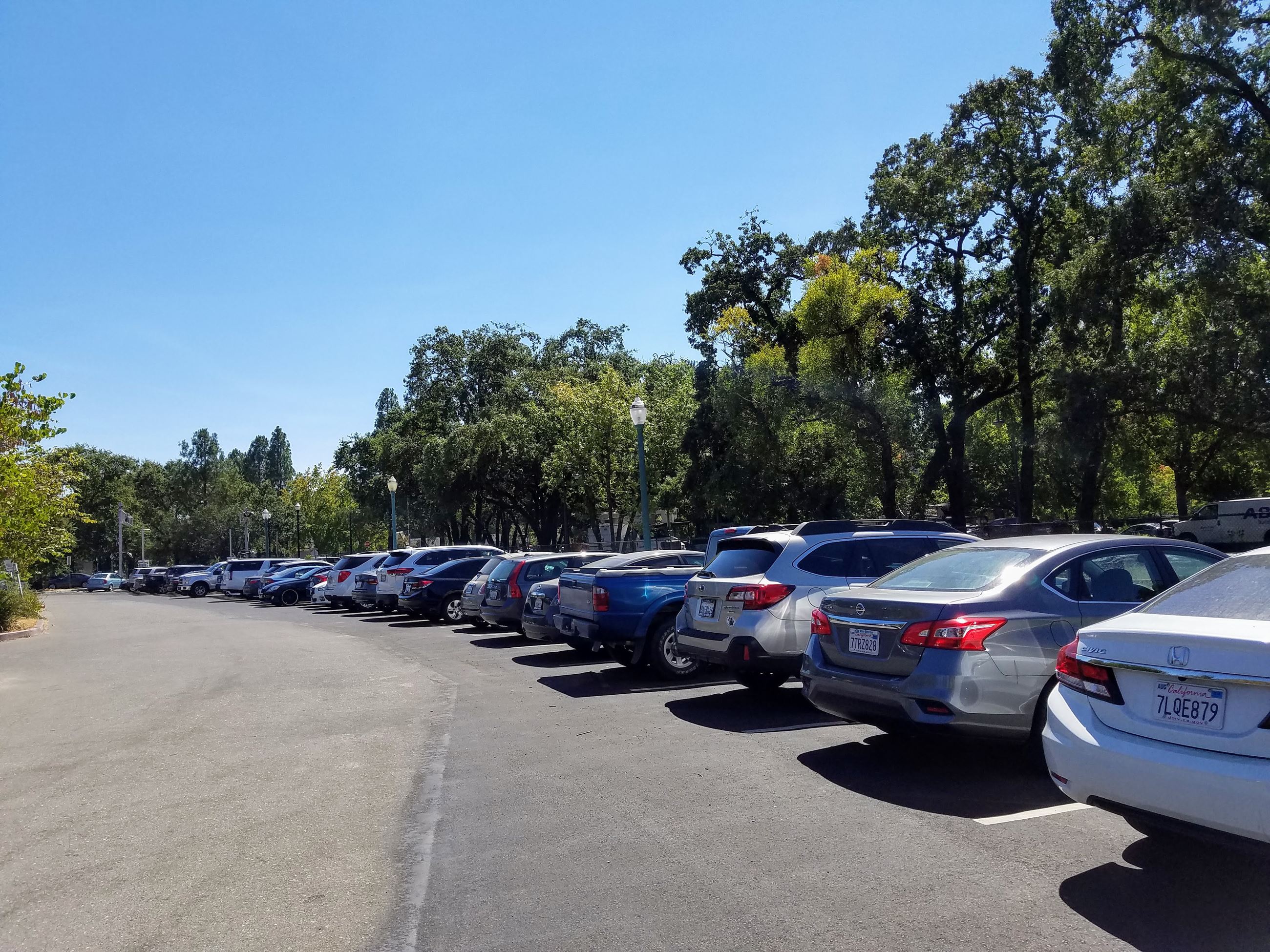 West Plaza Parking_Cars